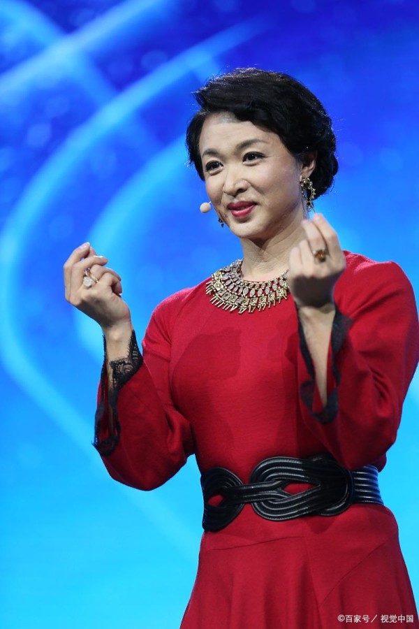 金星妈妈韩颖：儿子变女儿，她如何战胜流言蜚语，重归和谐家庭？