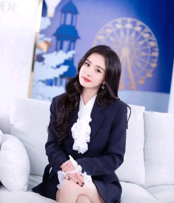 杨幂金句引热议：结果都那样，过程才重要，成娱乐圈情感写照