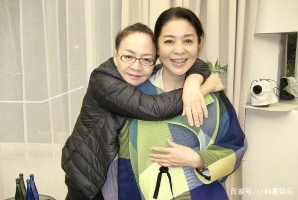 因倪萍一句玩笑话冷战20年，如今终和解，互加联系方式