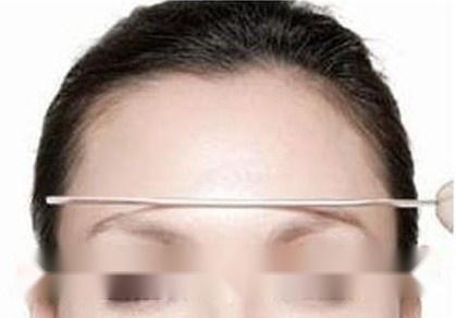 女明星浓眉视觉瘦脸,看稀疏眉毛拯救步骤