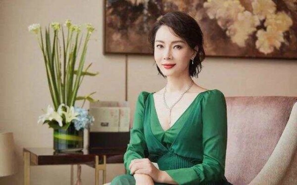 荆楚之地出美人，10位湖北女明星个个貌美如花，你最喜欢谁？