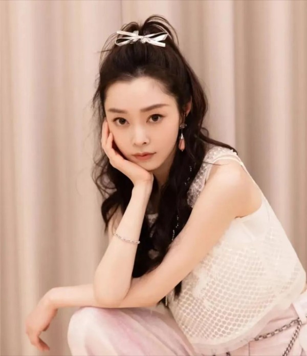 荆楚之地出美人，10位湖北女明星个个貌美如花，你最喜欢谁？