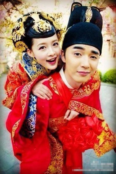 网友揭秘：娱乐圈有哪些情侣是我们不熟知的？