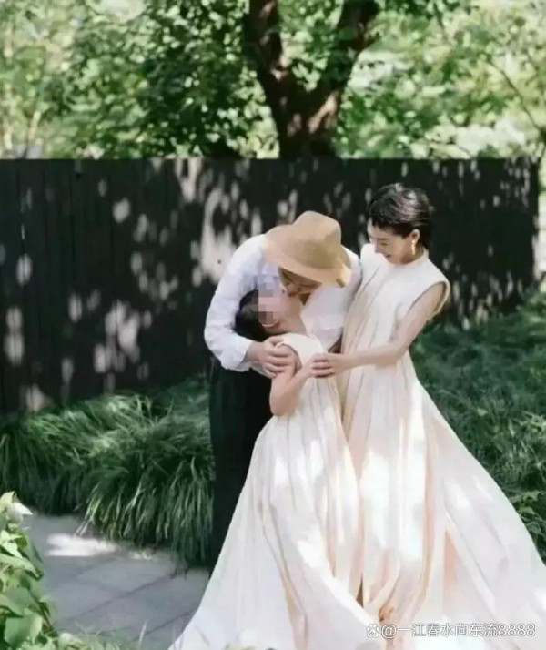 郝劭文嘴对嘴亲吻9岁继女引争议 网友炮轰行为不妥