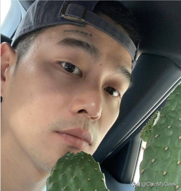 刘亚仁男朋友 崔河那疑似出柜，Instagram亲密照