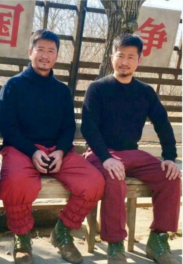 明星和替身到底有多像，吴京和替身简直就是同一个人