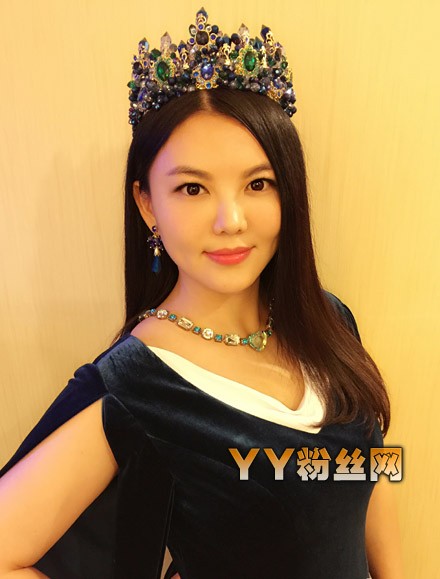 李湘离职深圳卫视原因内幕揭秘 传李湘和赵本山睡觉系谣言