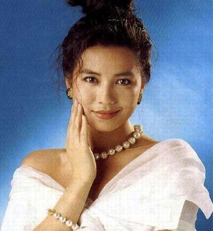 盘点那些惊艳时光至今美艳的10大美女明星，第一名你绝对猜不到