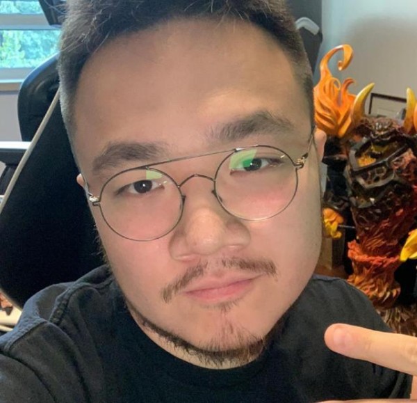 同父异母亲兄弟互不认识，22年没见面，宋丹丹怒斥英达枉为人父