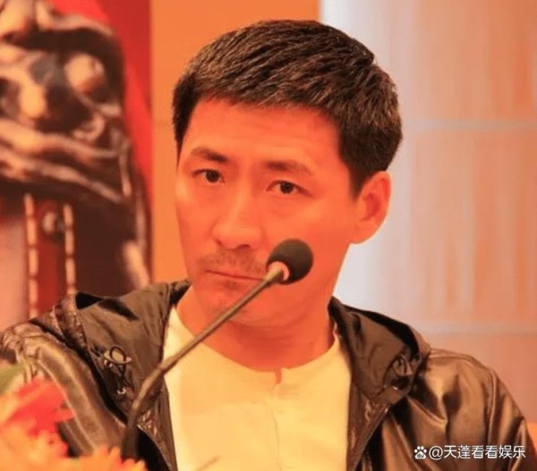 演员张子健：我不是负心汉，曾给钱帮前妻治病，再婚娶了一个贤妻