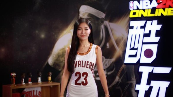 外国女星最爱和NBA球员炒绯闻吸眼球，中国这两位也这么干过！