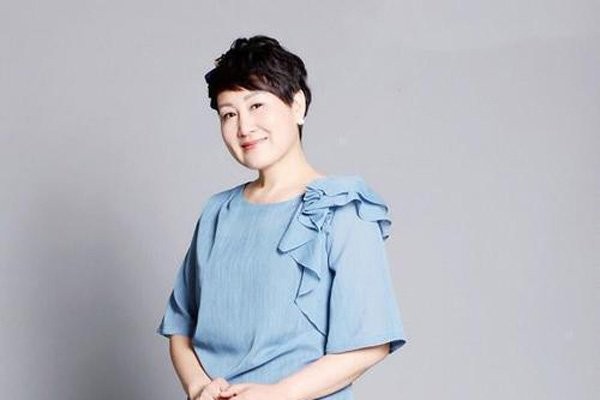 张凯丽第一任老公大山 老公淡泊名利不受明星老婆欢迎