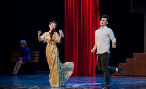 马丽晒结婚证<a target=