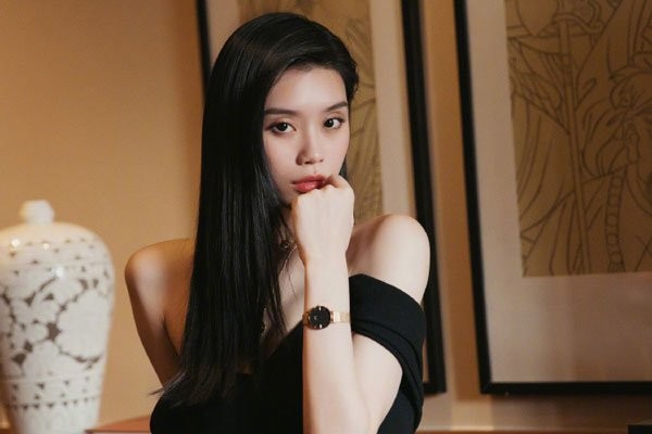 奚梦瑶个人资料和图片 嫁入豪门的阔太生活过的怎么样