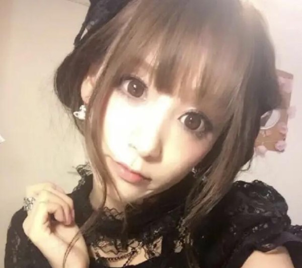 赵磊晒结婚证官宣结婚 其老婆身份曝光 多年恋情终成正果