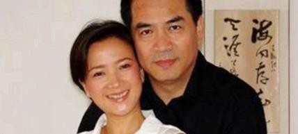 她四大名著都演过，3次婚姻经历，17岁儿子长得很像前夫