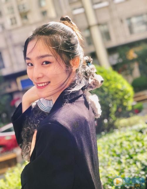 姚晓棠家庭背景揭秘：富二代还是普通家庭？父母身份职业是什么？