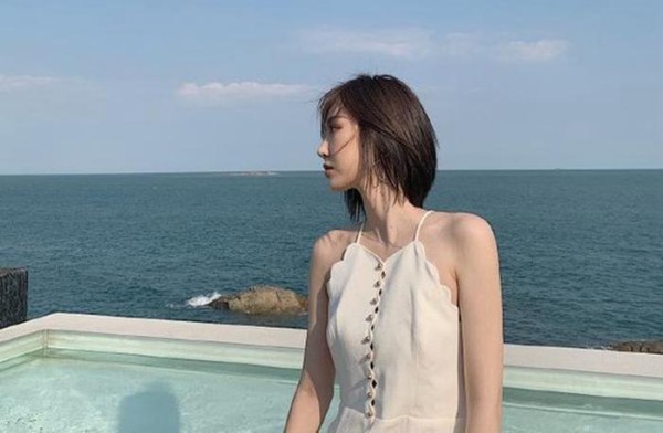 在CBA全明星意气风发！与吴冠希夫妇关系好，23岁新女友亮相