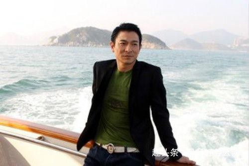 黄渤、刘德华、周星驰作为一线明星如何对待群演，难以想象！