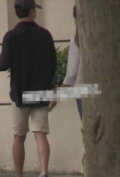 黄轩花式公开恋情！两人气质般配<strong></p> <p>黄轩</strong>，女友疑似不是圈内人