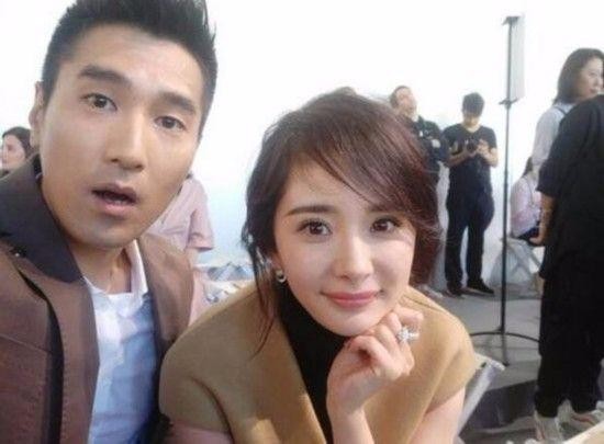《萌妃驾到》开播，金晨或成为第二个拥有“杨幂标配”的女星