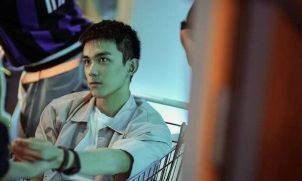 鹿晗吴磊新剧大爆，陈坤周迅联袂加盟，游戏改编影视要翻身？