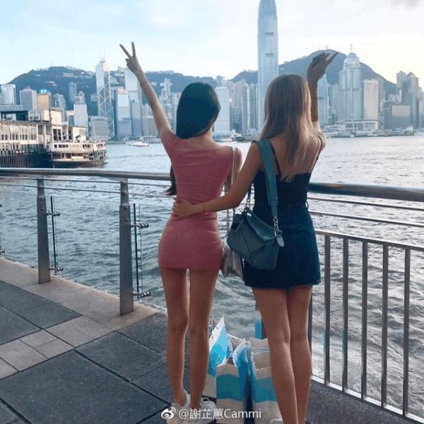 22岁物质女谢芷蕙近照, 大长腿网红脸, 男友颜值不输陈冠希