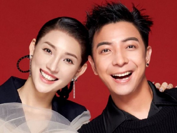 大狼狗郑建鹏&言真夫妇
