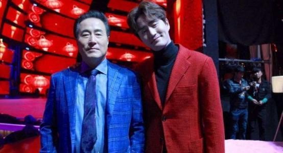 四对明星父子,一代更比一代强,最后一对长得简直一模一样