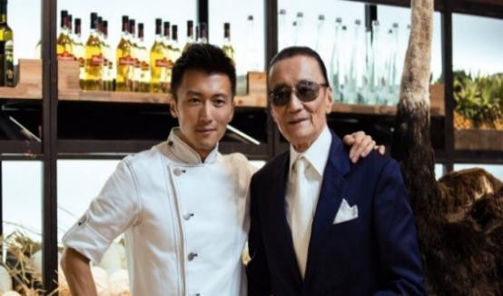 四对明星父子,一代更比一代强,最后一对长得简直一模一样
