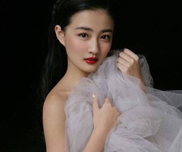 徐璐家境怎么样 隐藏的富二代太低调了
