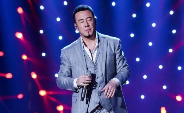 都是沙哑老男人嗓音，刀郎和杨坤，谁技高一筹