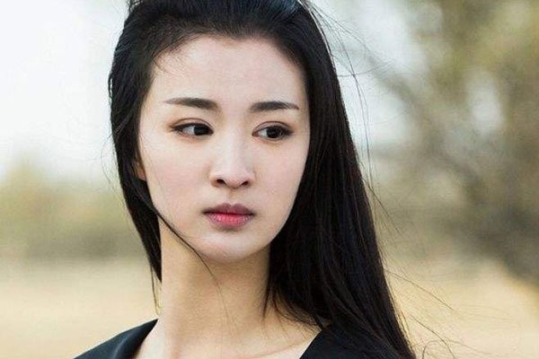 王楚然个人资料 到底是什么身份背景