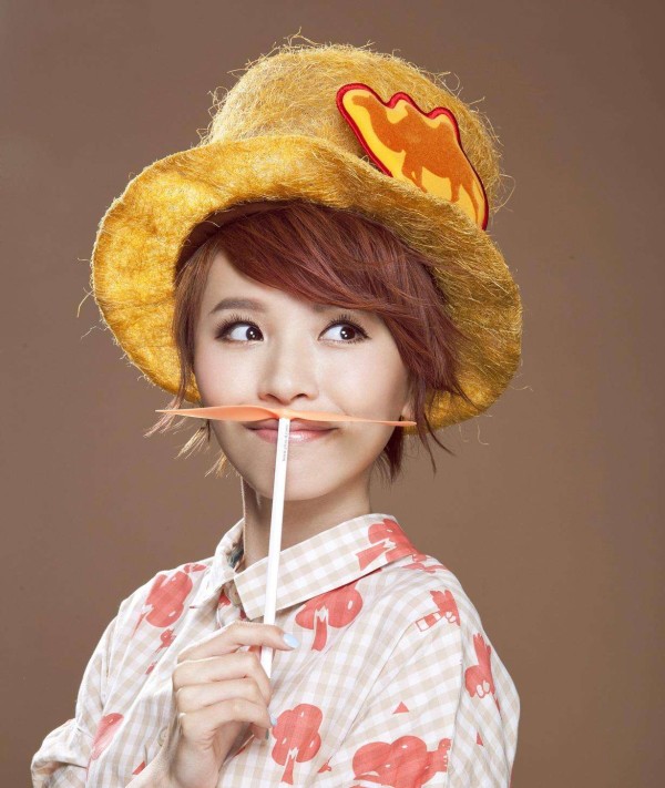 黄雅莉当年为什么会被雪藏原因现状如何？黄雅莉家境背景资料曝光