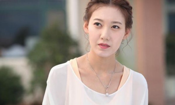 曾经佟丽娅大婚，“伴娘团”被人瞧不起，现在好了，你高攀不起
