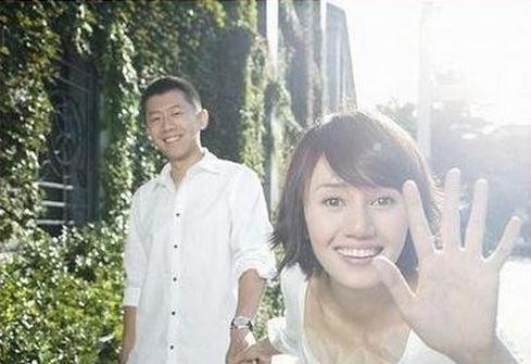 盘点与初恋情人步入婚姻殿堂的10大女星