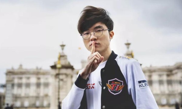 恩静苏志燮正式登记结婚 粉丝：这两张照片反映为什么不选Faker