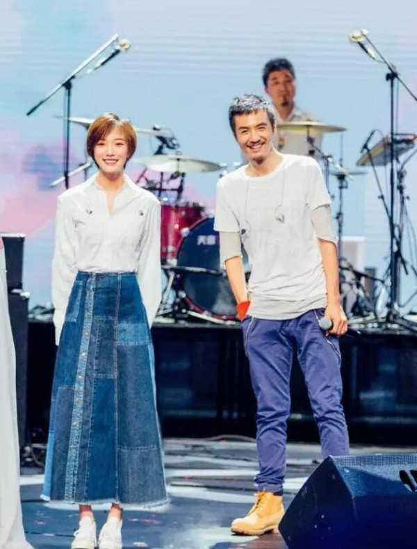王珞丹遇见朴树: 能和十几年的偶像同台, 输赢算什么。