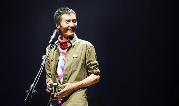 王珞丹遇见朴树: 能和十几年的偶像同台, 输赢算什么。