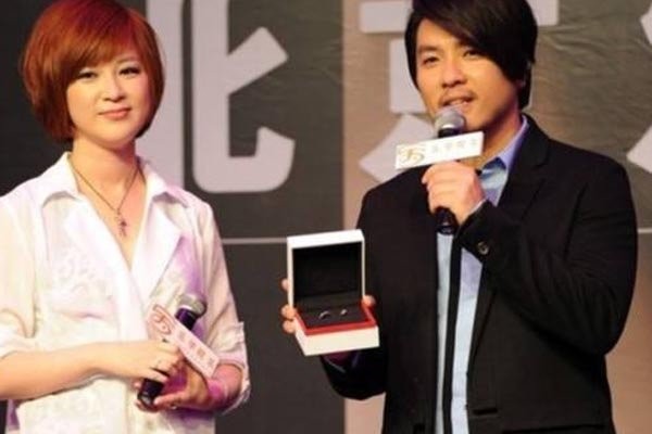 乐华老板是谁?杜华还是韩庚 乐华如今被称为是中国SM