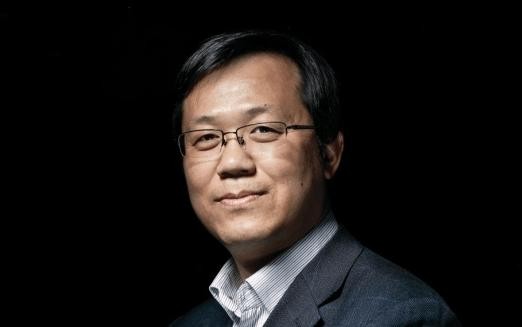 没有了著名的“狗仔”卓伟, 娱乐圈爆料起来, 也如此来得猛烈?