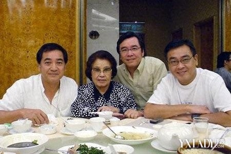 他们是娱乐圈中的亲兄弟 你知道吗？