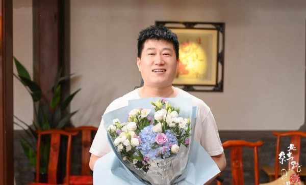 栾云平|孟鹤堂栾云平张鹤伦周九良张九龄王九龙同框，德云男孩在线自夸