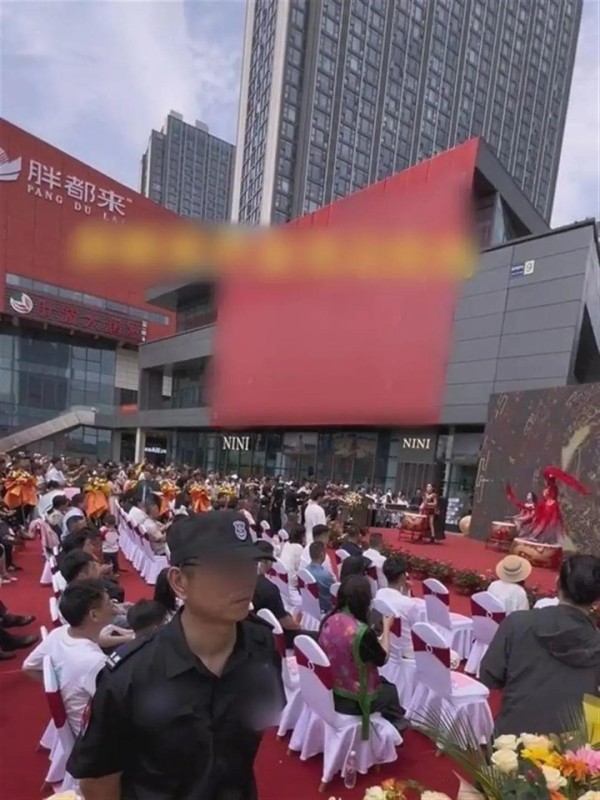 持续发酵！胖东来：已发律师函！多位明星曾为涉事方站台