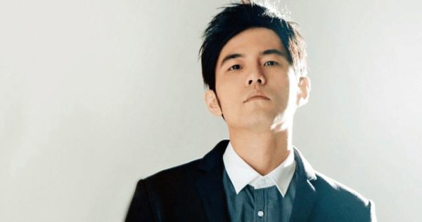 娱乐圈粉丝最多的十大明星, 李连杰第二, 成龙第三