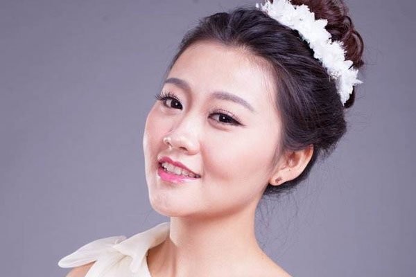 吴迪女朋友王文静家庭背景 过个几天不直播就说回归