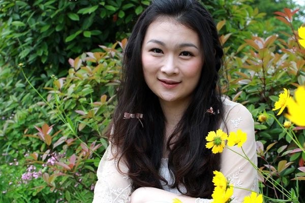 吴迪女朋友王文静家庭背景 过个几天不直播就说回归
