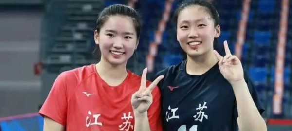 女排“拼二代”来了，基因好就能赢，网友：别光靠爹！