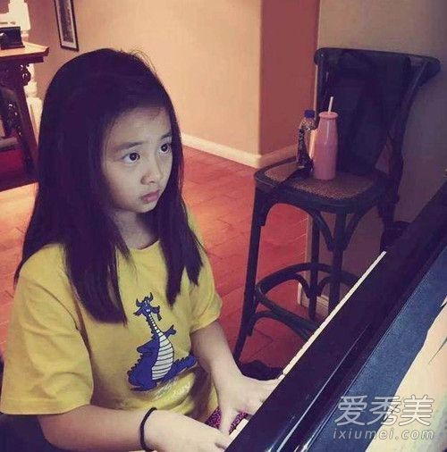 黄磊吕思清怎么认识的 黄磊吕思清住哪个小区？