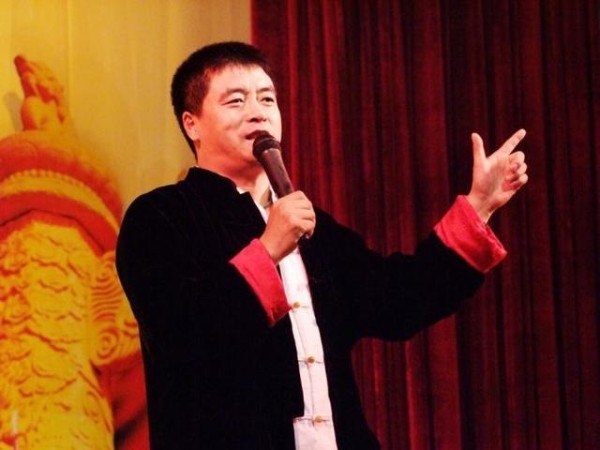 曾当众拒绝本山大哥请求，现在论为路人，网友：给你机会不中用